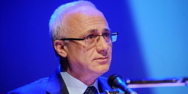 Emine Ülker Tarhan'ın partisinde ilk istifa