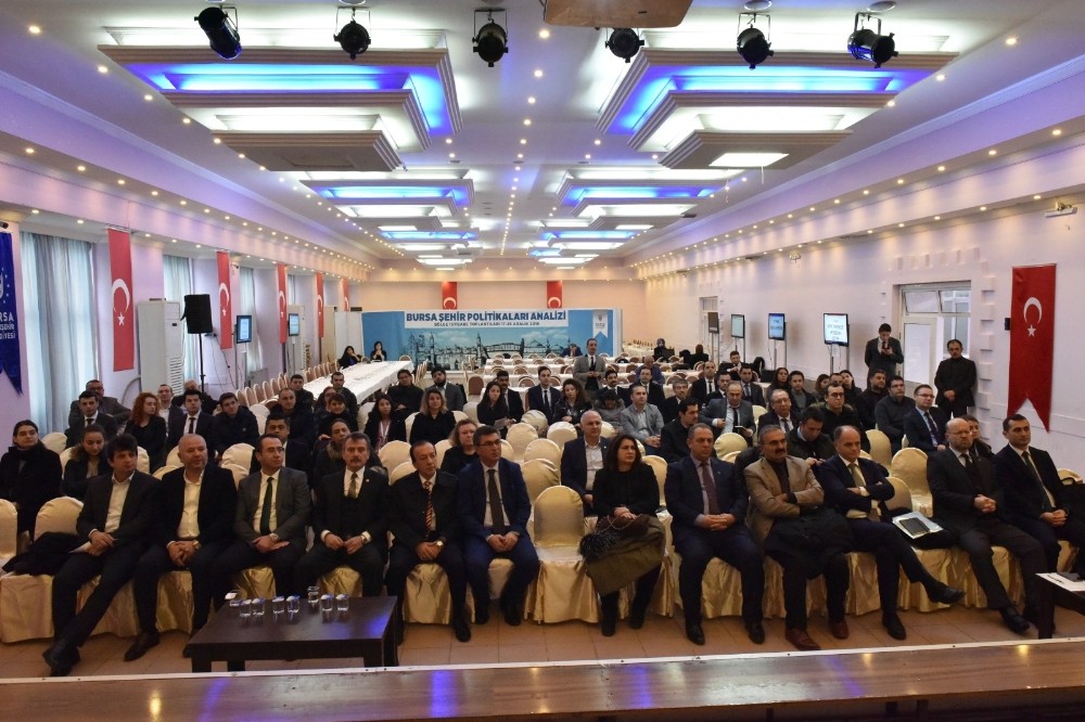 Mustafakemalpaşa Şehir Politikaları Analizi çalıştayına ev sahipliği yaptı 
