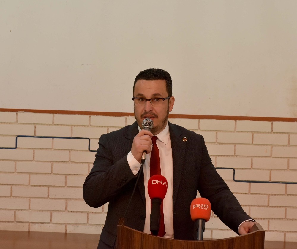 Mustafakemalpaşa’da muhtarlara eşit hizmet mesajı 