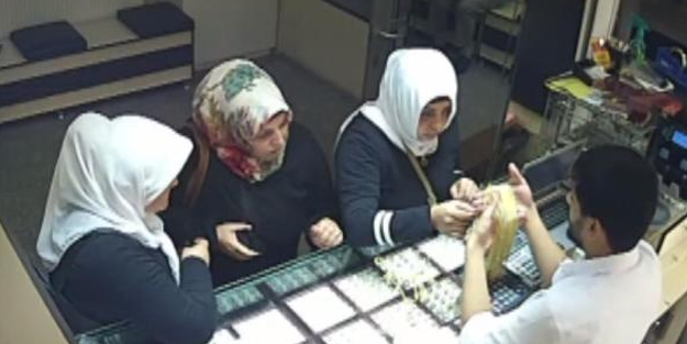 Müşteri gibi girip kuyumculardan altın çalan kadınlar tutuklandı