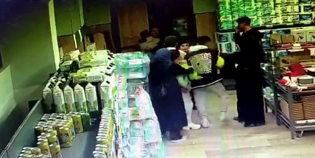 Müşterinin almadığı fişi çöpe attı, tekme tokat dayak yedi