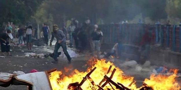 Musul ve Kerkük'te de hendek kazıyorlar!