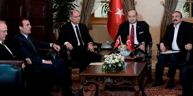 Mutabakat yok deklarasyon var