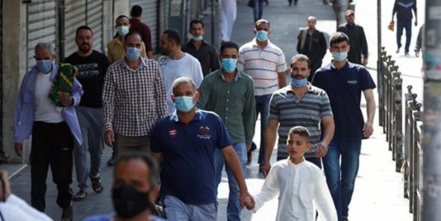 Mutasyona uğrayan koronavirüs bir ülkeye daha sıçradı