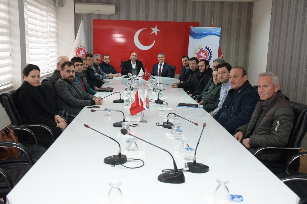 Müteahhitlere “yönetmelik” anlatıldı 