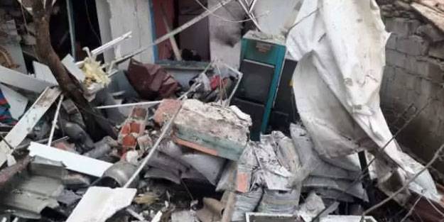 Mutfak tüpü bomba gibi patladı