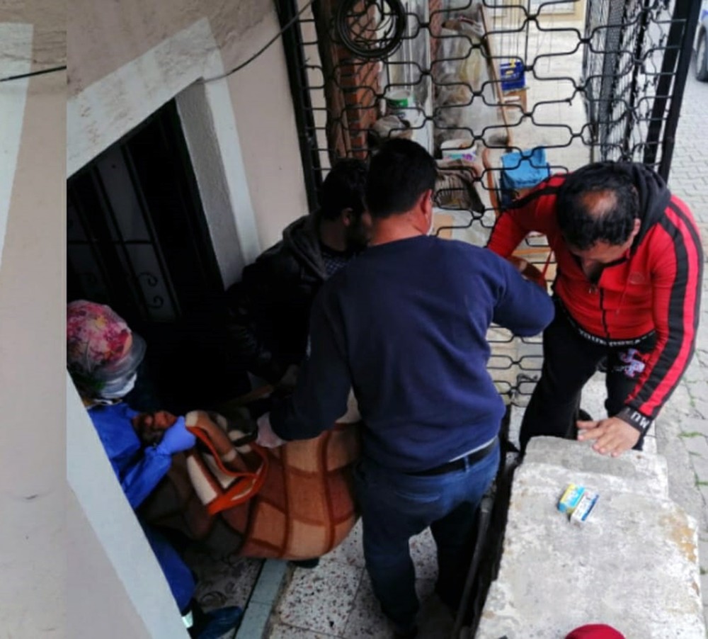 Mutfak tüpünden sızan gazdan yaşlı kadın zehirlendi 