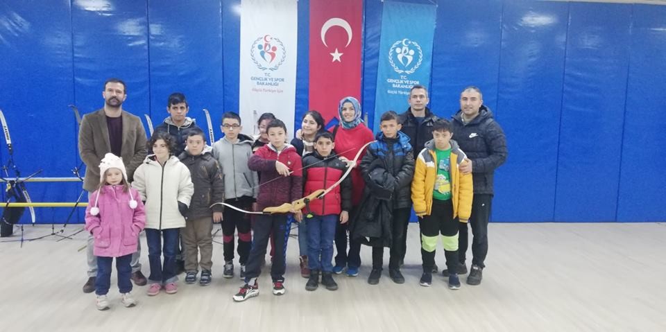 Mutlu Çarşamba gülümsetmeye devam ediyor 
