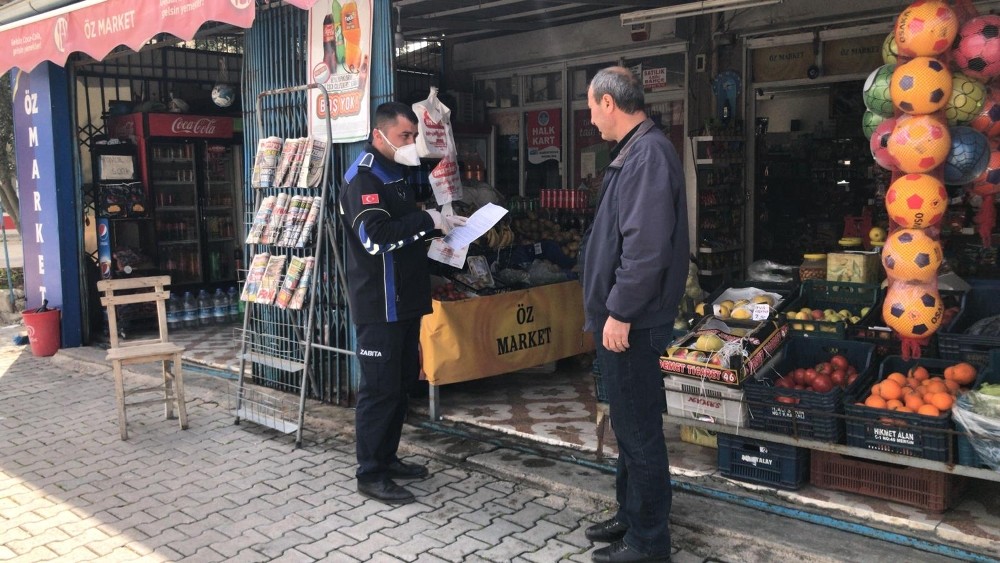 Mut’ta marketler denetlendi 