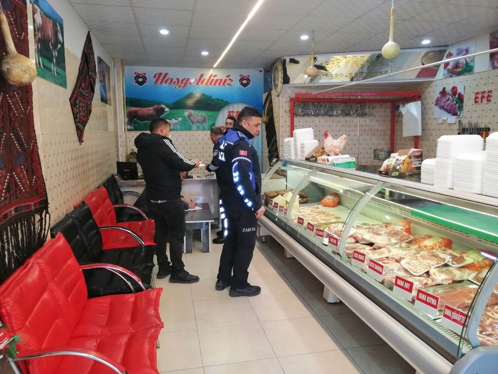 Mut’ta “zoonoz” hastalıklara karşı kasaplara denetim 