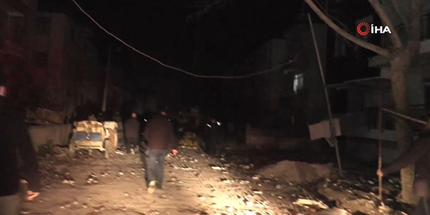 Muz yüklü kamyonette sıkışan gaz patladı ortalık savaş alanına döndü