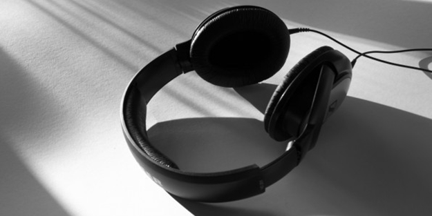 Müzik dinlemenin İslam'a göre 10 tehlikesi