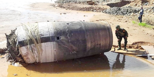 Myanmar’a tanımlanamayan bir cisim düştü