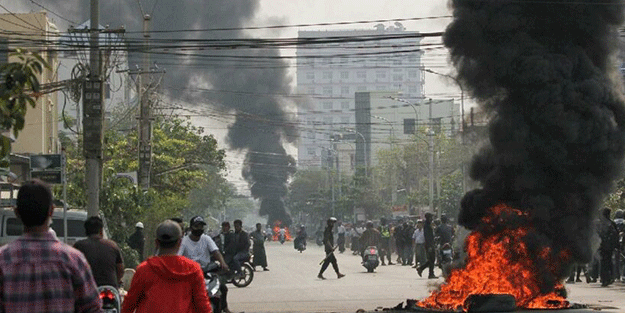 Myanmar'da sivil katliamı devam ediyor!