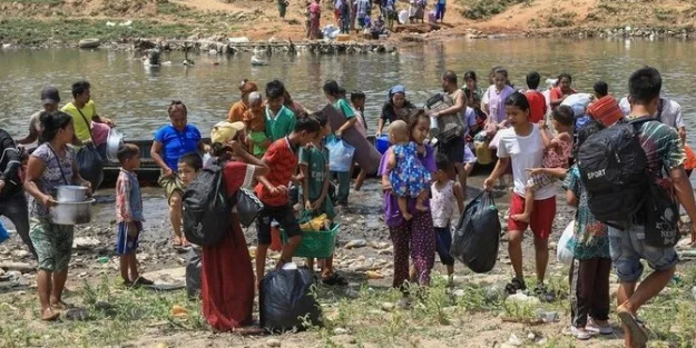 Myanmar’da kaos büyüyor: 1300 kişi Tayland'a kaçtı