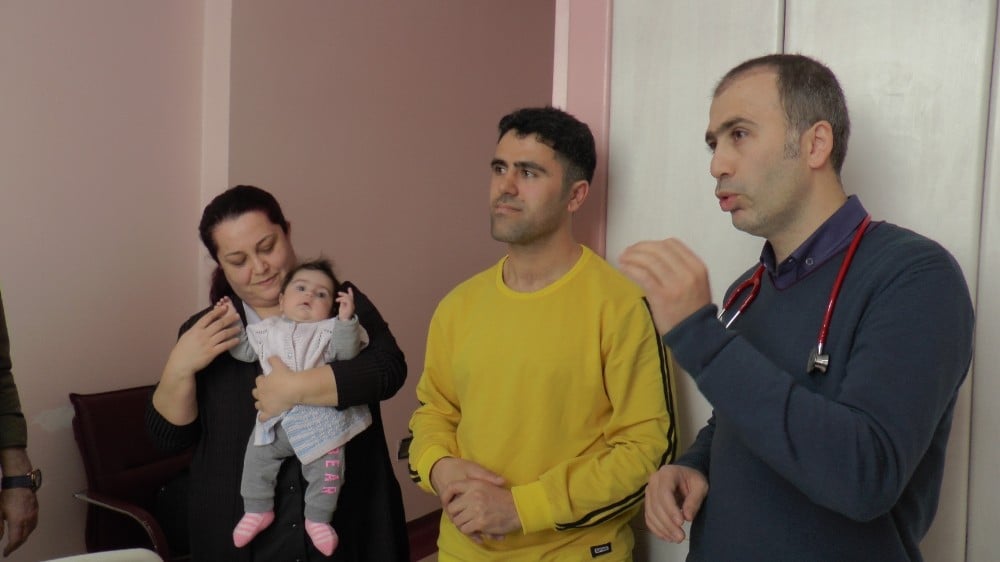 Nadir görülen hastalığına yakalanan Hira bebek için 60 bin euroluk ilaç yurt dışından getirildi 