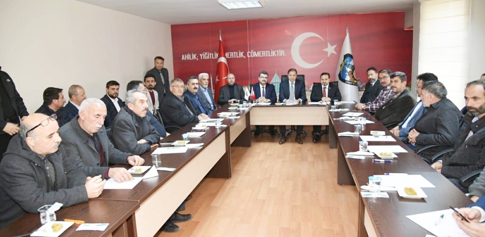 Nakliyeci esnafıyla Konya milletvekilleri bir araya geldi 