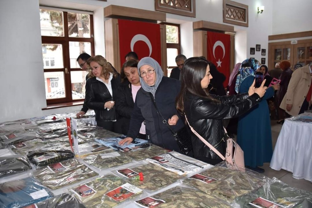 Nallıhan’da 64. Şehit ve Devlet Emanetleri Sergisi açıldı 