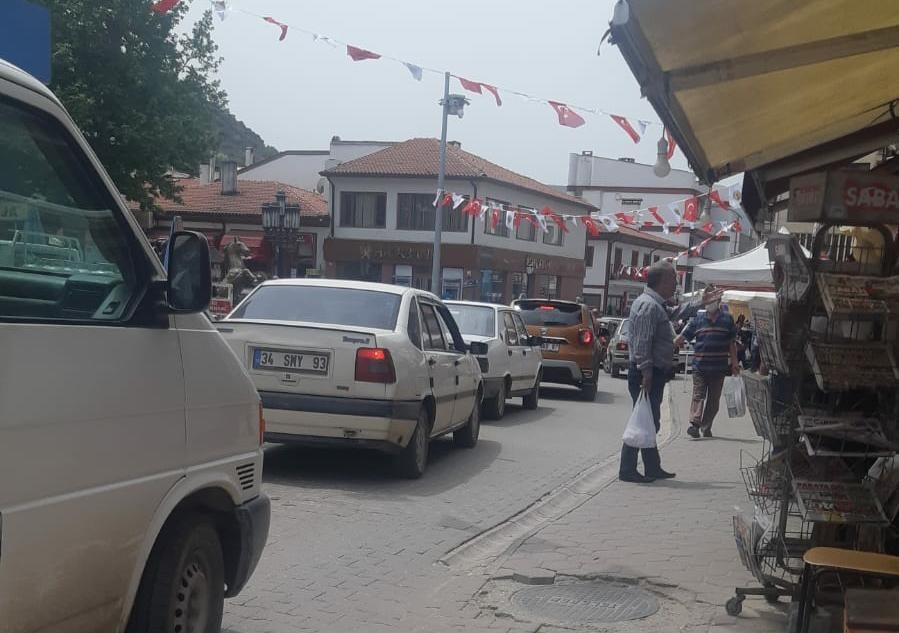 Nallıhan’da kısıtlama sonrası yoğunluk yaşandı 