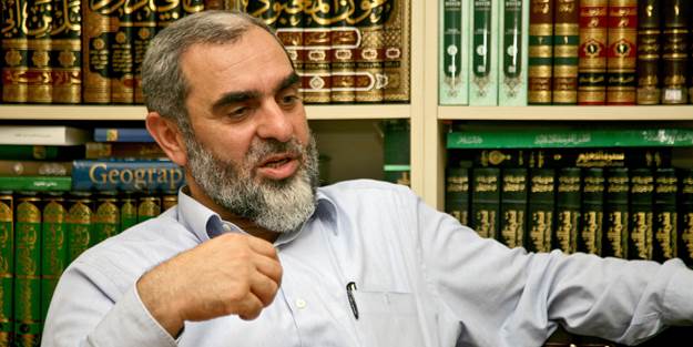 Namazsız bir evlat için namazlı aileye mektup