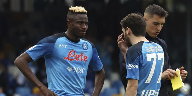 Napoli evinde hezimete uğradı