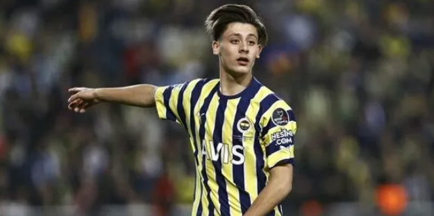 Napoli sonunda Arda Güler'i açıkladı!