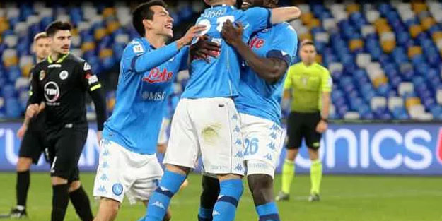 Napoli yarı finale çıktı