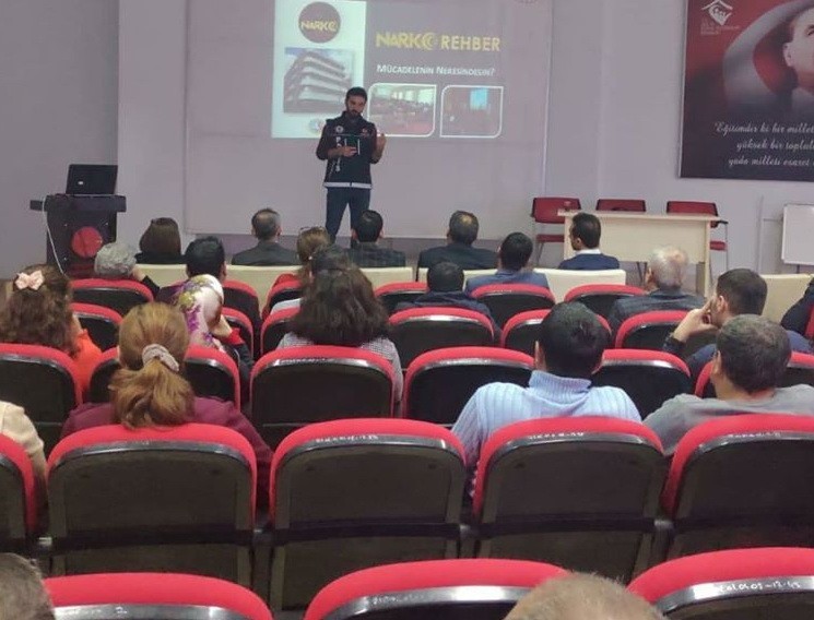 NARKO rehber seminerleri devam ediyor 