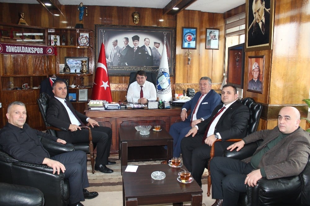 Nas, başkan Yeşil ile bir araya geldi 