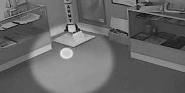 NASA müzesindeki esrarengiz cisim