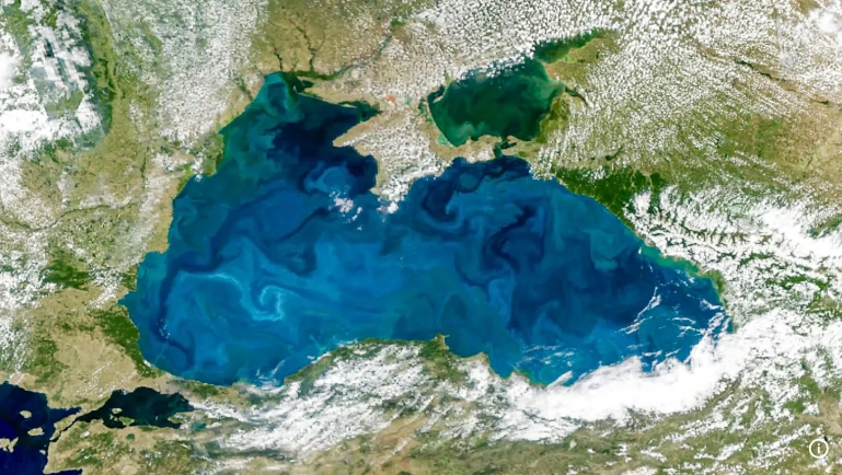 NASA uzaydan görüntüledi! İstanbul ve Marmara turkuaza büründü