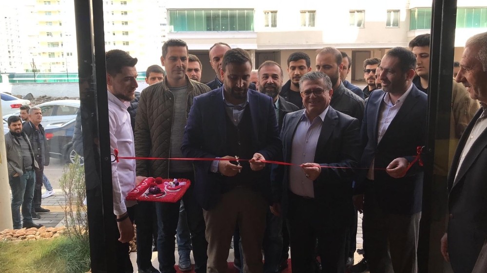 Nasıranlı Kayapınar’da esnafla bir araya geldi 