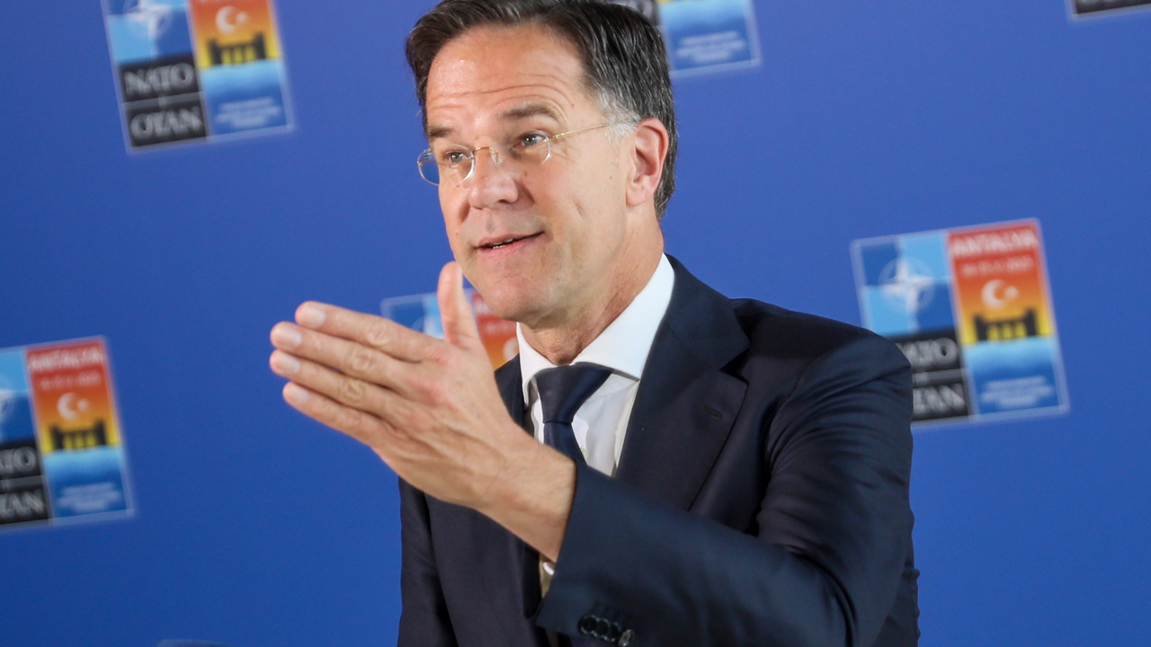 NATO: 'Top artık Rusya'da'