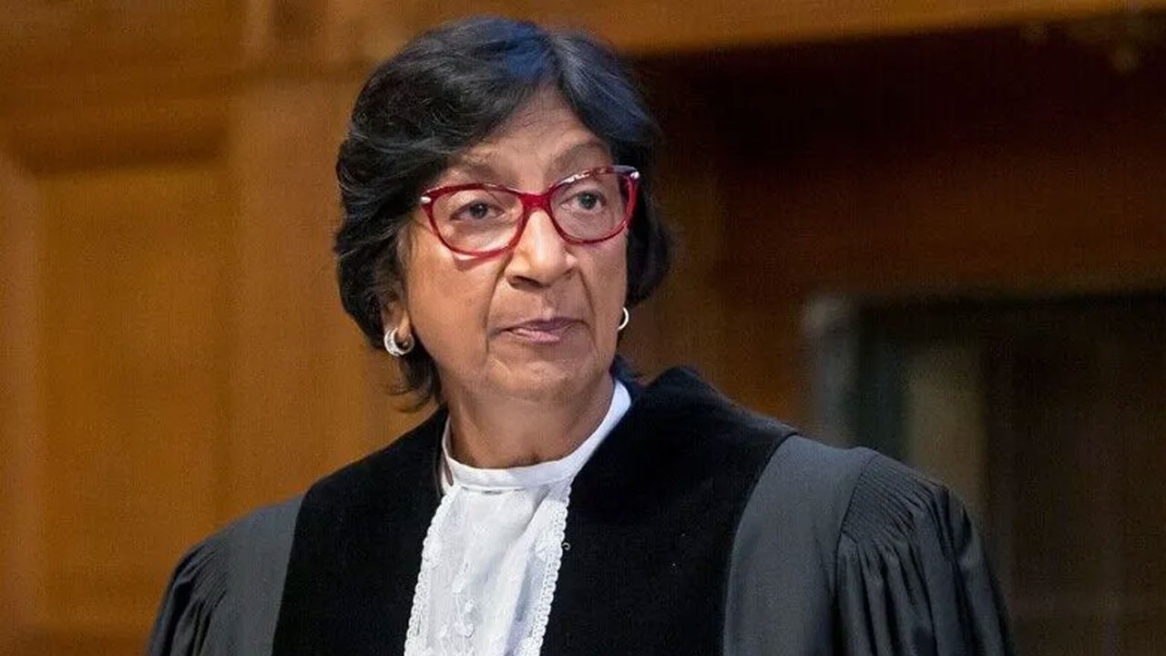 Navi Pillay kimdir?