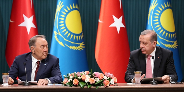 Nazarbayev'den flaş FETÖ okulları açıklaması!