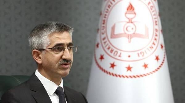 Nazif Yılmaz kimdir? Nazif Yılmaz nereli? Nazif Yılmaz hangi görevlerde bulundu?