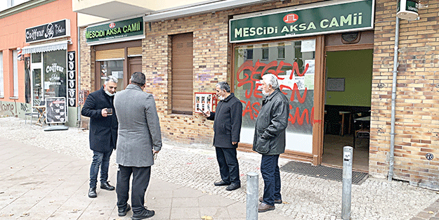 Nazilerden Mescid-i Aksa Camii’ne saldırı