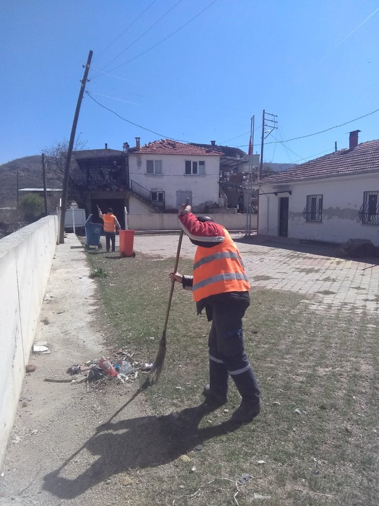 Nazilli Belediyesi, Aşağı Örencik’te çalışmalarını sürdürüyor 