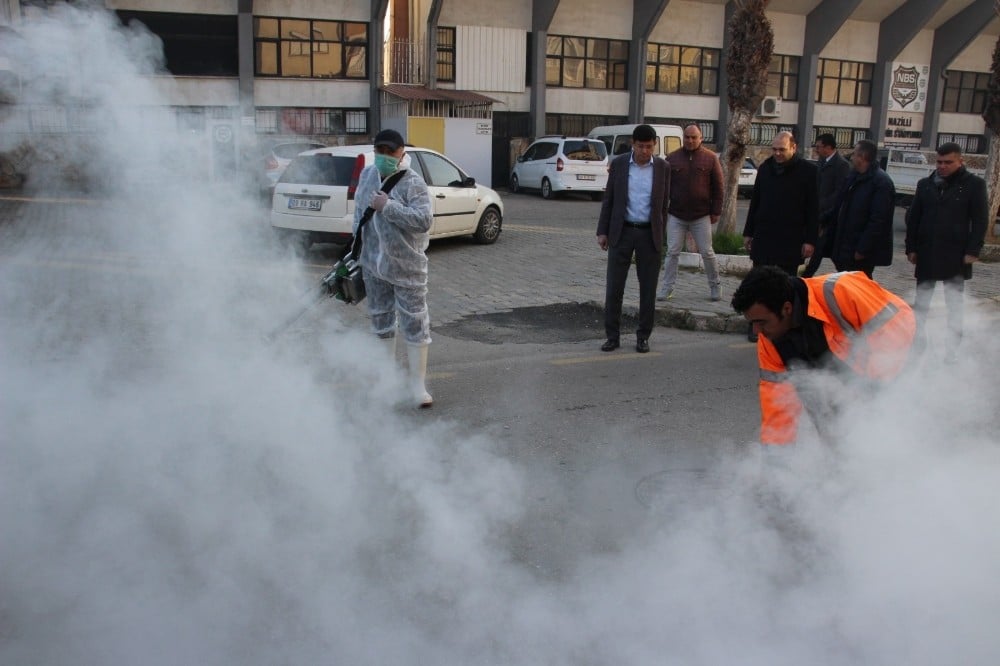 Nazilli’de ilaçlama çalışmaları sürüyor 