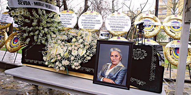 Nazire Dedeman bugün ebediyete uğurlanıyor