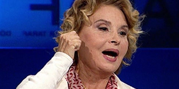 Nazlı Ilıcak'ın oğlu: Annemin yazılarını keserdim