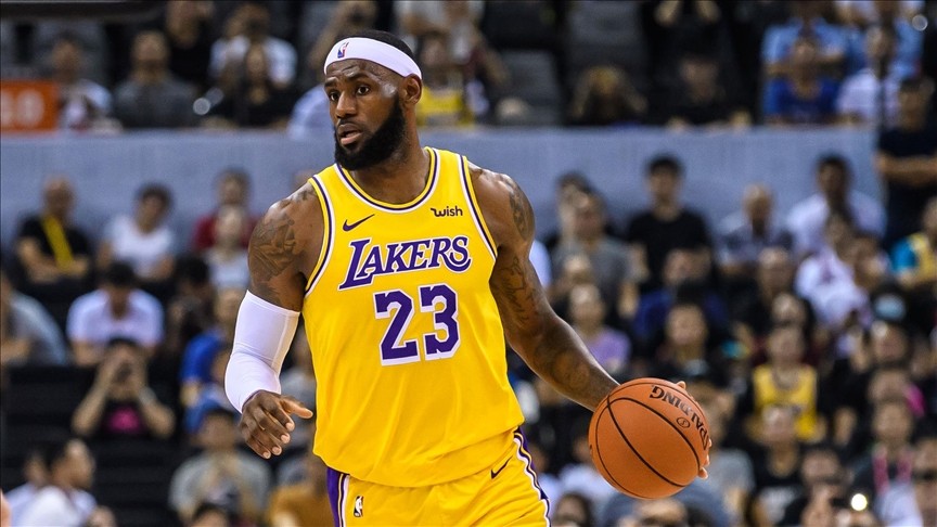 NBA'de LeBron James 56 sayıyla Lakers'ı sırtladı