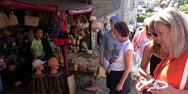 Ne Antalya ne Muğla ne de İstanbul! Ruslar o ilimize akın etmeye başladı, esnaf talebe yetişemiyor