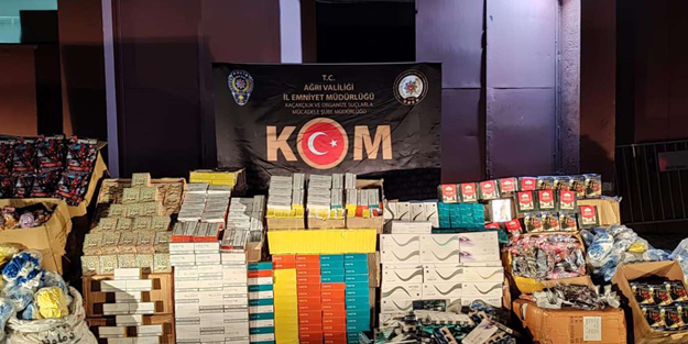 Ne ararsan kaçırmışlar: 3 milyon lira değerinde kaçak ürün ele geçirildi!
