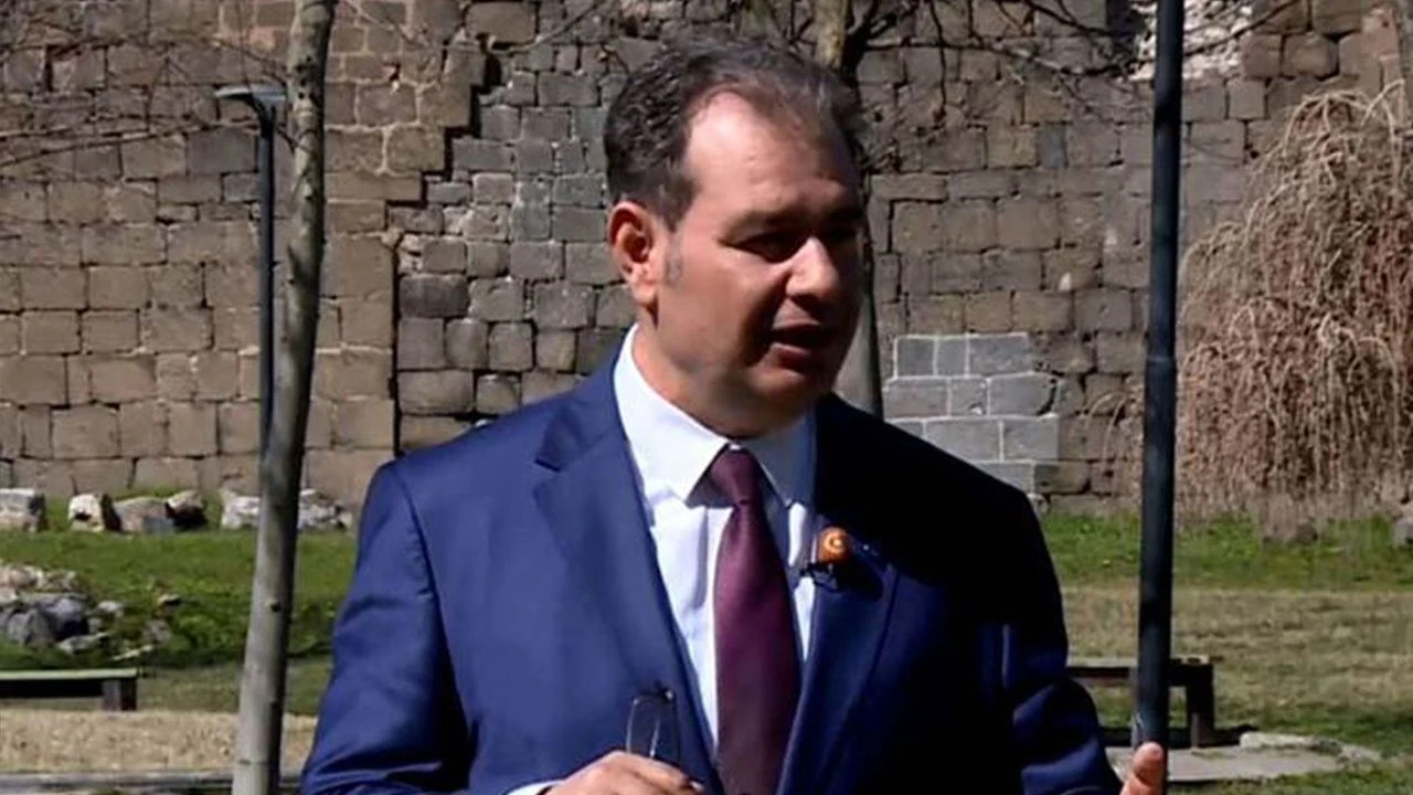 Ne işi var bunların üniversitelerde! Halkın Gazze duruşu Netanyahu'dan önce profesöre dert oldu!