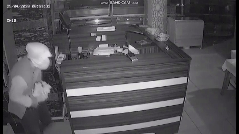Ne kameradan ne de polisten kaçabildi 