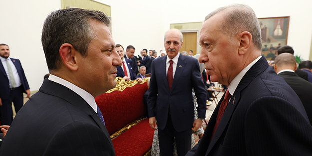  Ne konuşacakları merak ediliyordu! AK Parti'den Cumhurbaşkanı Erdoğan ile Özgür Özel görüşmesine ilişkin açıklama