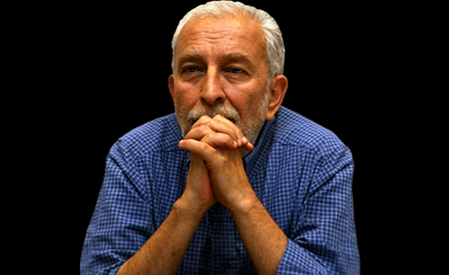 Ne oldu, rengin soldu Emin Çölaşan! Alçaklara kar yağıyor üşümedin mi, sen bu işin sonunu hiç düşünmedin mi?