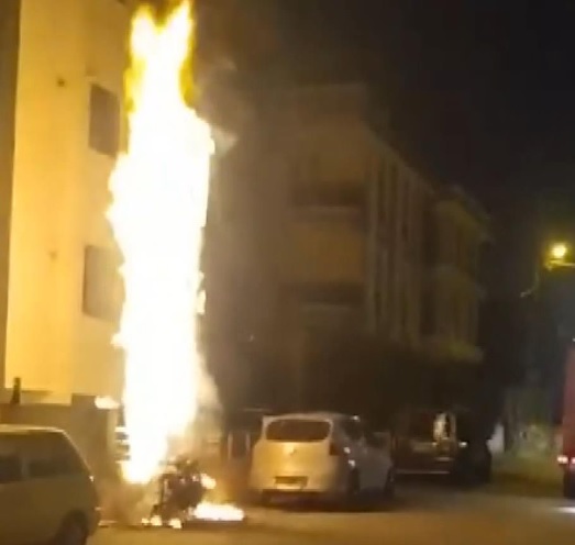 Ne olduğunu anlayamadılar! Beylikdüzü'nde gece gündüze döndü