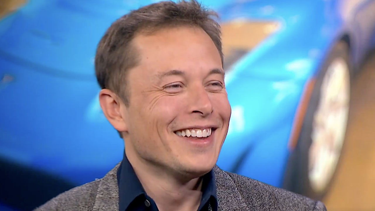 Ne oldum değil ne olacağım demeli insan! Elon Musk verdiği röportajda en çok elektrikli otomobil satan markaya böyle gülmüştü!